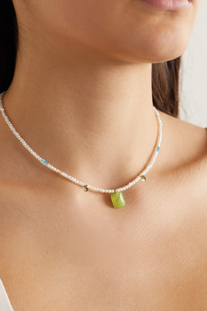 HONEYDEW PENDANT NECKLACE